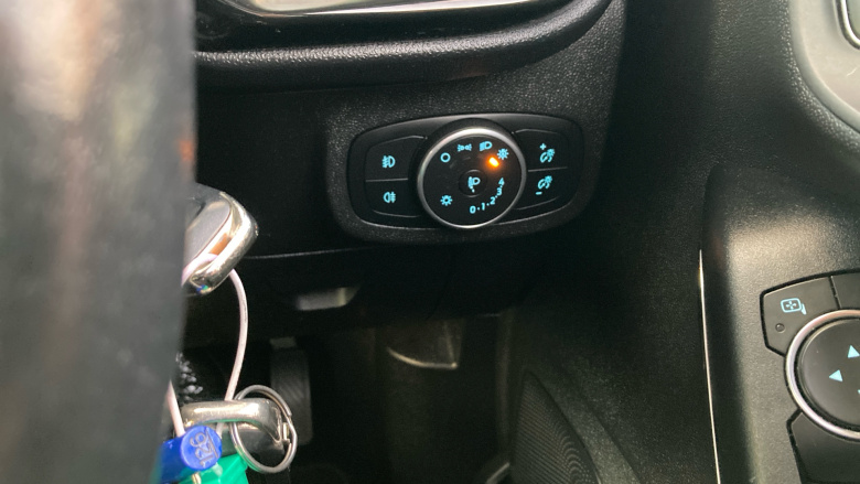 Ford Fiesta 1.0 EcoBoost Zetec 5dr Auto Petrol Hatchback